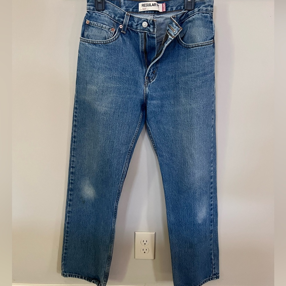 Distressed LEVI 505 jeans - Size 31 Regular Fit